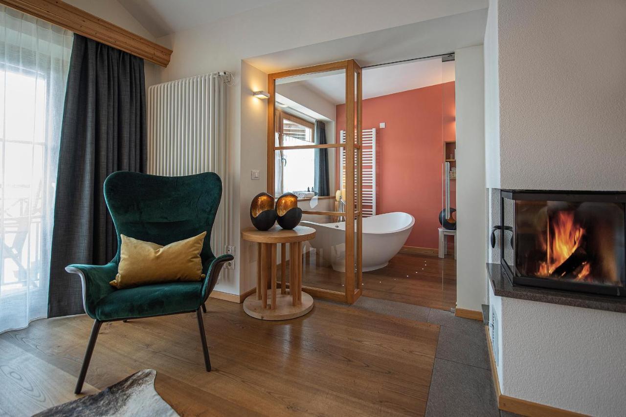 Taubers Unterwirt Aktiv & Vitalhotel Велтурно Екстериор снимка