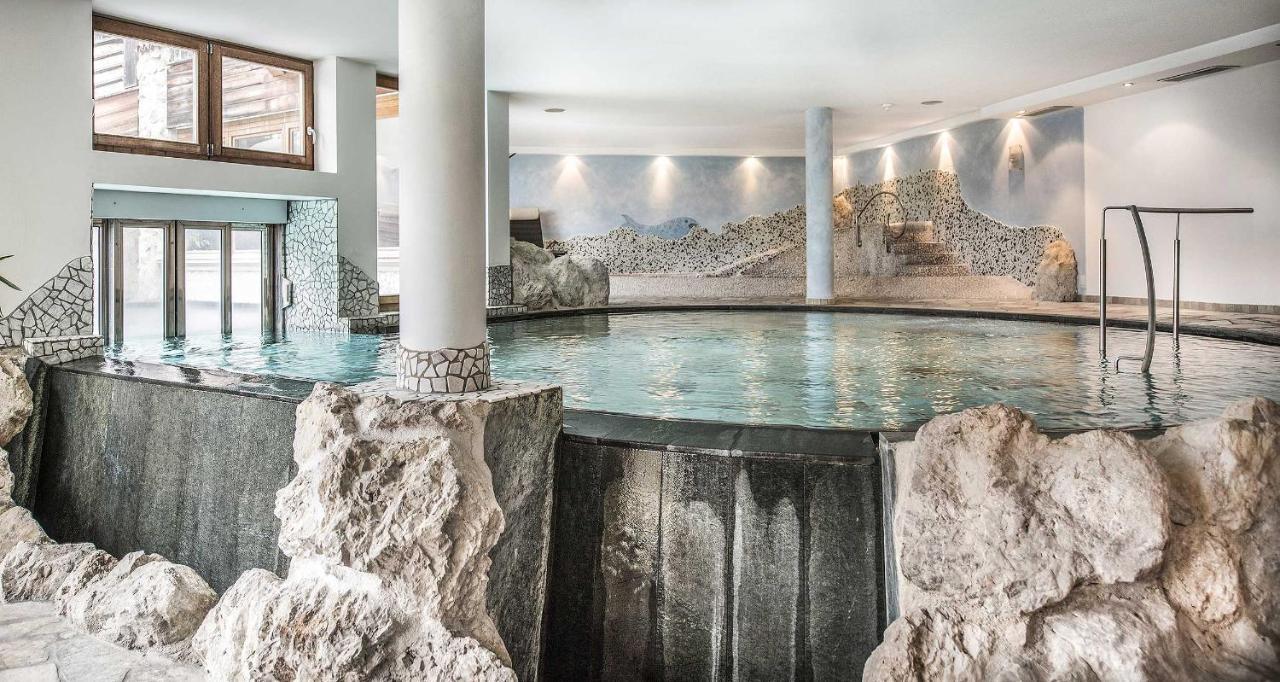Taubers Unterwirt Aktiv & Vitalhotel Велтурно Екстериор снимка
